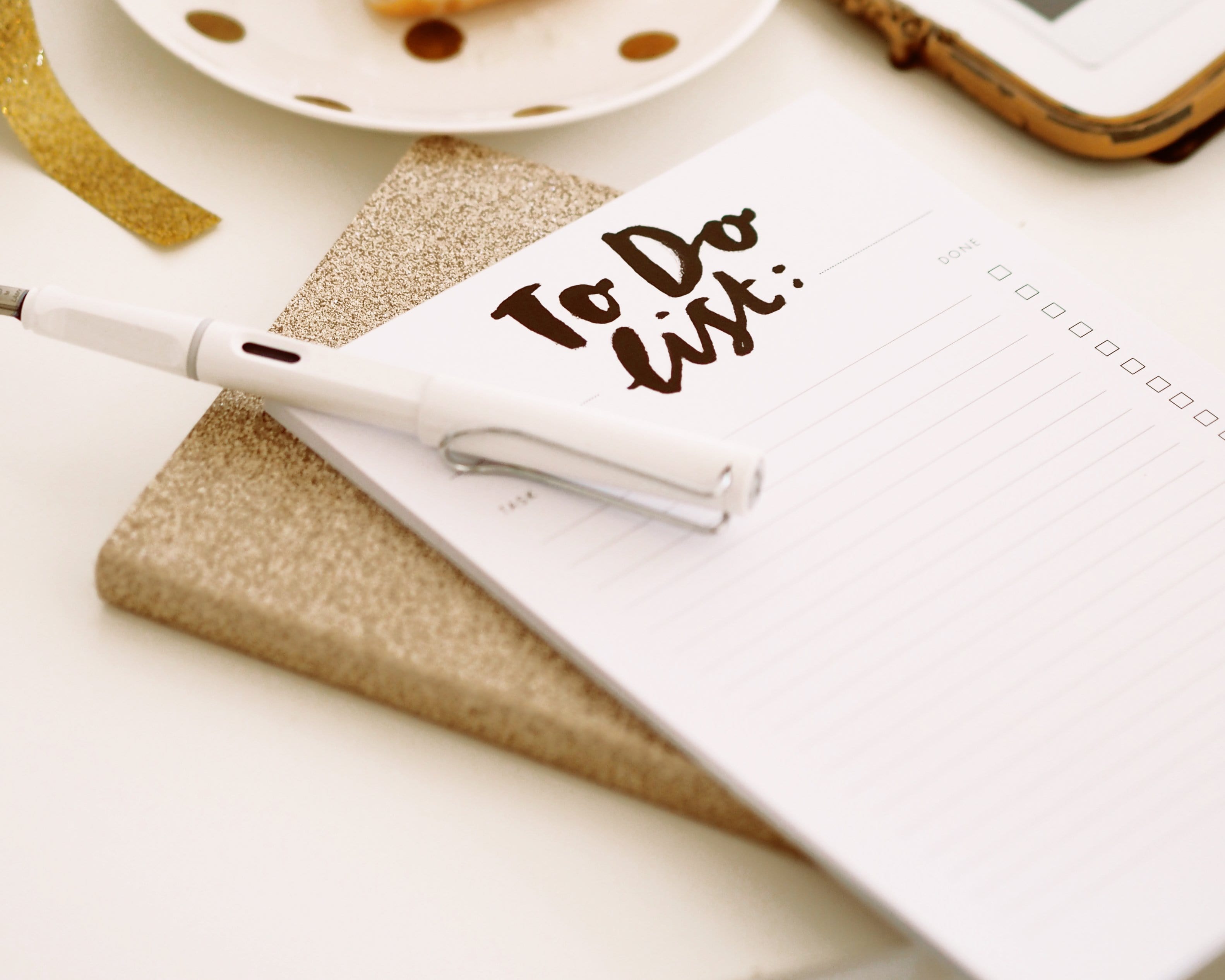 Minimal To Do List Notepad